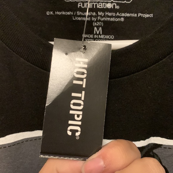 NWT hot topic my hero academia black t-shirt size medium - Picture 4 of 7